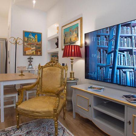 Apartment In The City Centre Cagliari Exterior photo