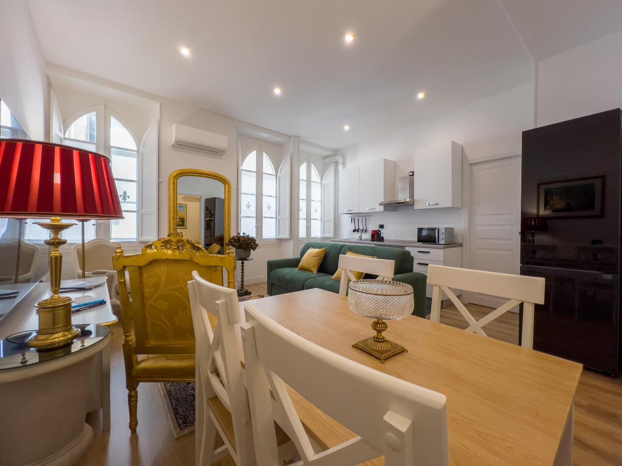 Apartment In The City Centre Cagliari Exterior photo