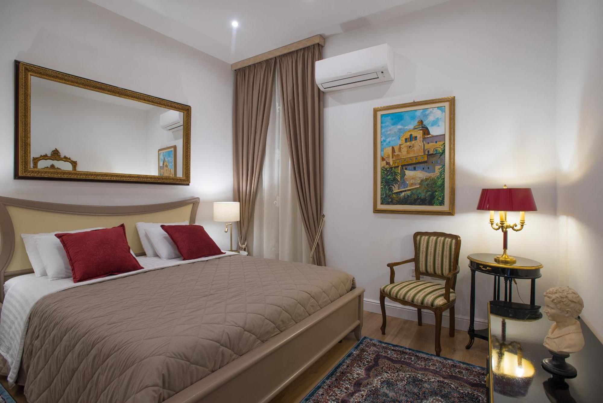 Apartment In The City Centre Cagliari Exterior photo